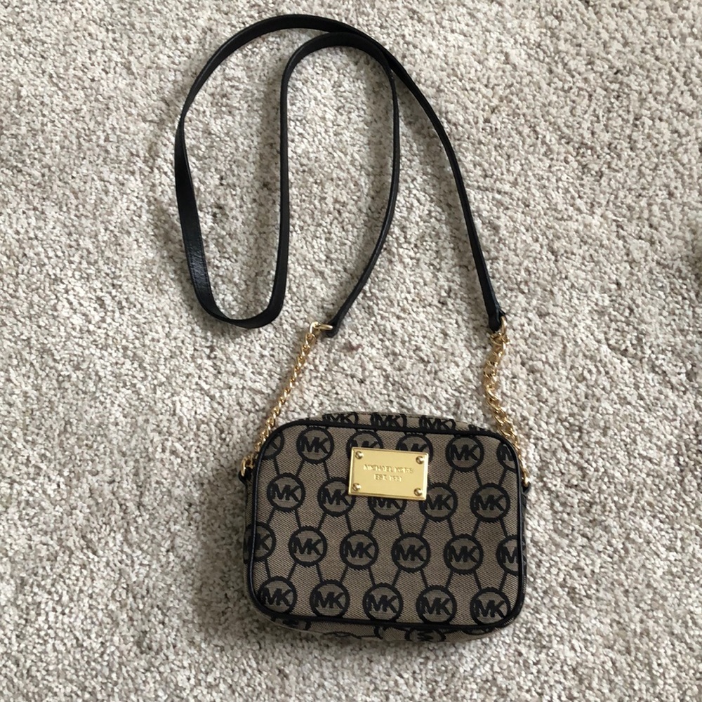 Michael Kors crossbody bag